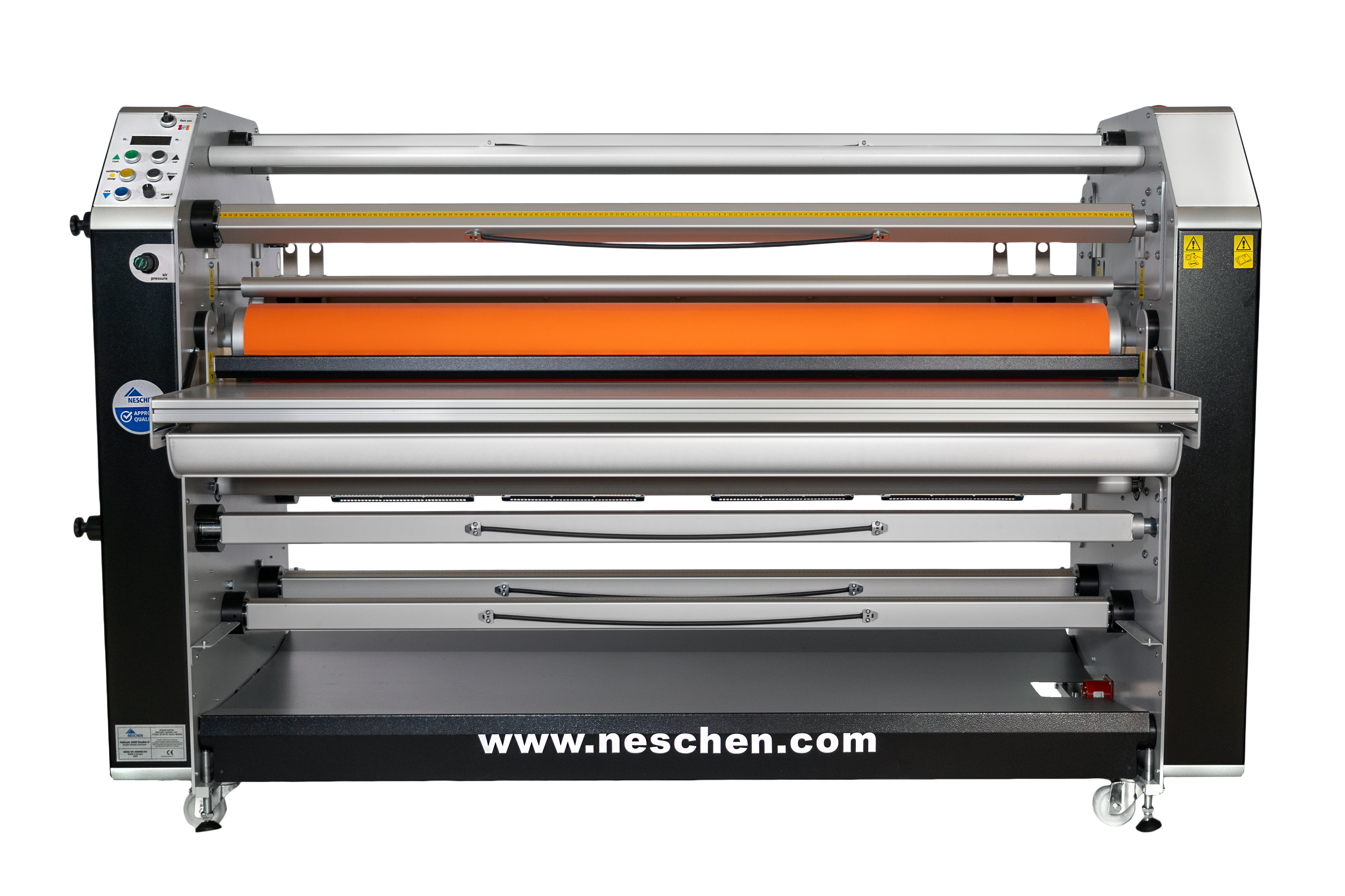 Neschen HotLam 1650 DoubleH Combineert de inkapseling van door warmte geactiveerde materialen met een hoge werksnelheid